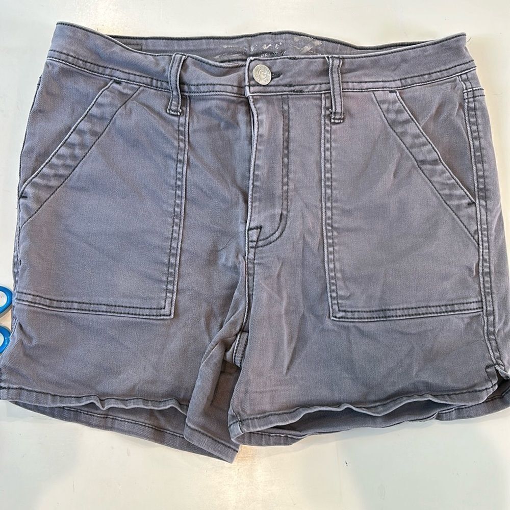Seven7 gray utility shorts, size 10